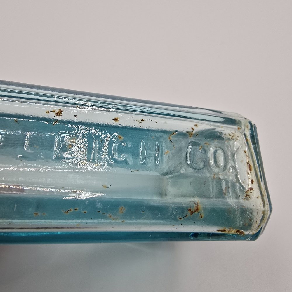 Vintage W.T. Rawleigh Co. Aqua Glass Bottle 6.25” Freeport Ill. Embossed - Picture 11 of 16